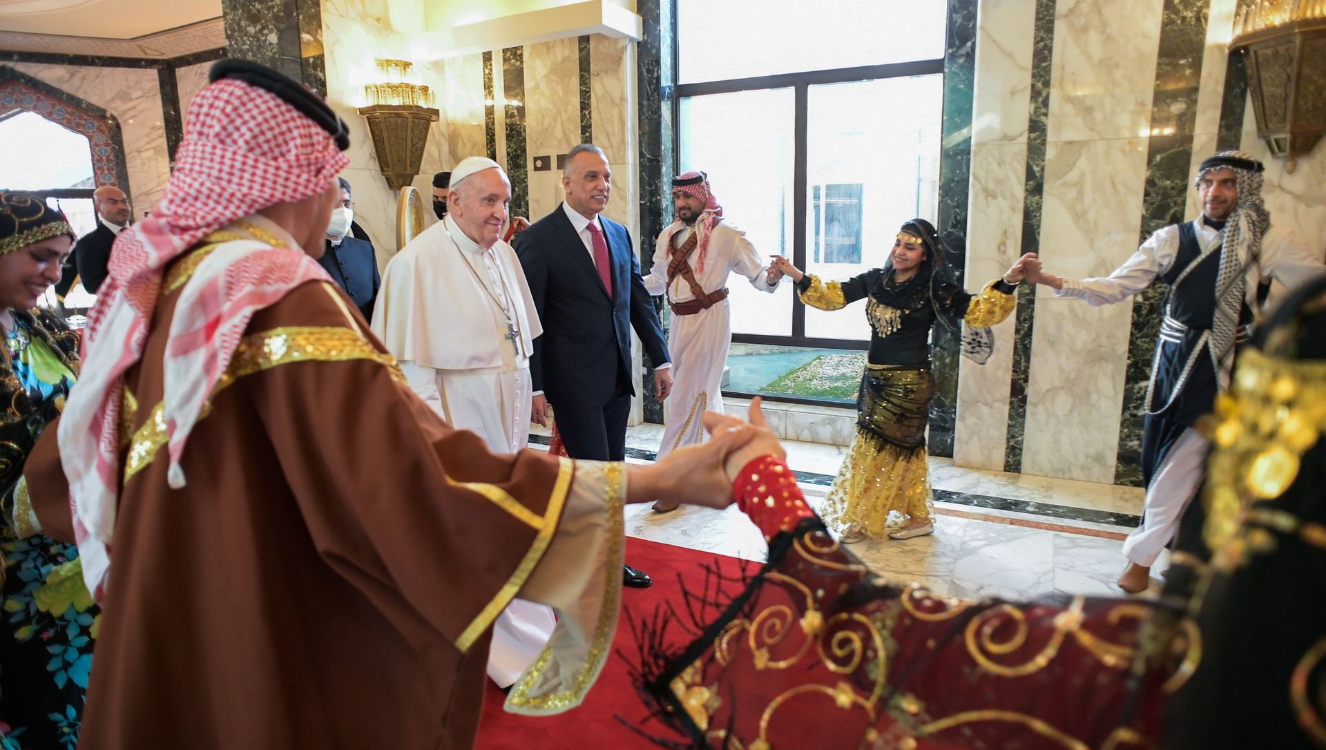 مراسم استقبال البابا فرانسيس بحضور رئيس وزراء العراق مصطفي الكاظمي في بغداد، العراق 5 مارس 2021 مراسم استقبال البابا فرانسيس بحضور رئيس وزراء العراق مصطفي الكاظمي في بغداد، العراق 5 مارس 2021 - سبوتنيك عربي, 1920, 10.03.2021