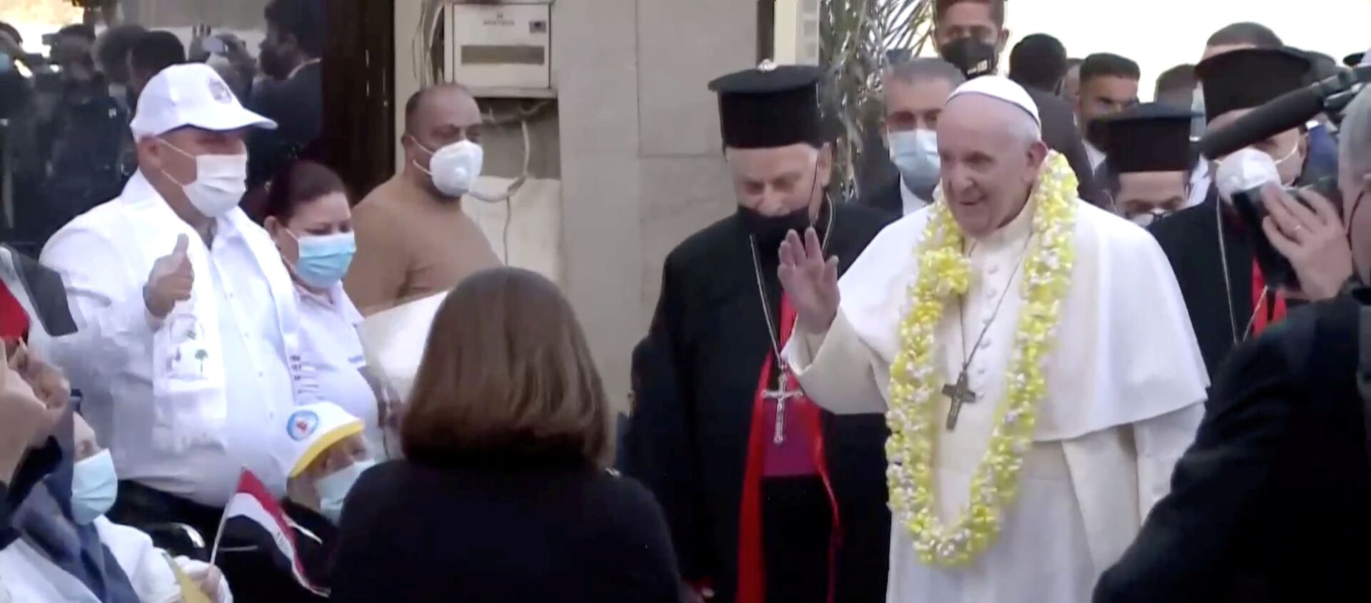 بابا الفاتيكان يصل كنيسة سيدة النجاة وسط بغداد، العراق 5 مارس 2021 - سبوتنيك عربي, 1920, 05.03.2021