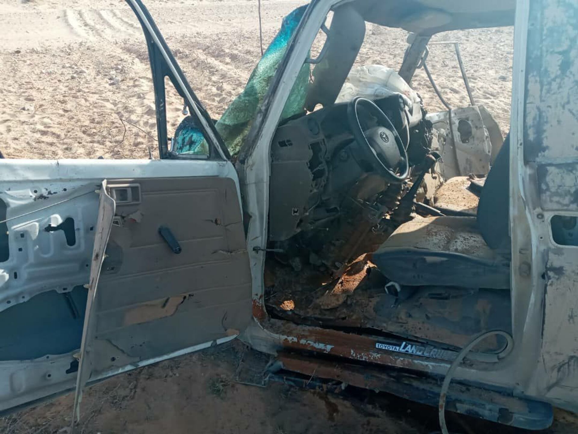 الجيش السوري يدمر سيارة بما فيها من دواعش في البادية الجيش السوري يدمر سيارة بما فيها من دواعش في البادية - سبوتنيك عربي, 1920, 09.03.2021