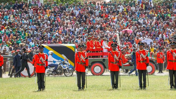 إلقاء نظرة الوداع على جثمان رئيس تنزانيا الراحل جون ماجوفولي - سبوتنيك عربي
