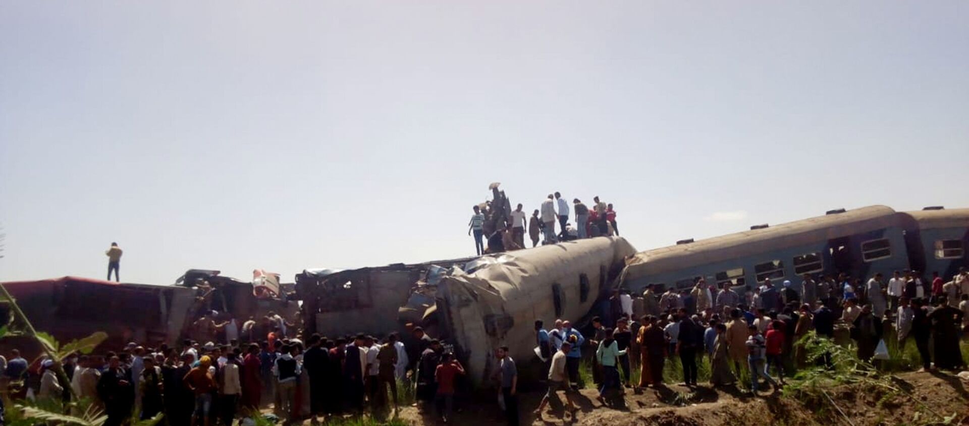حادث تصادم قطاري سوهاج في صعيد مصر - سبوتنيك عربي, 1920, 11.04.2021