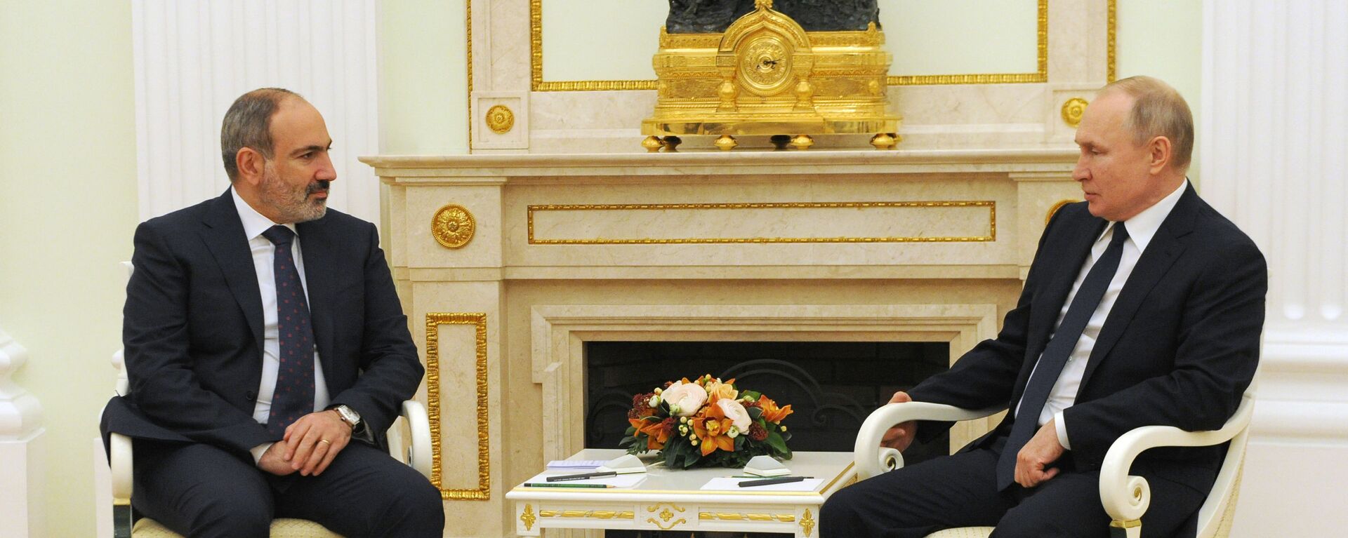 رئيس وزراء أرمينيا نيكول باشينيان يلتقي الرئيس الروسي فلاديمير بوتين في موسكو، روسيا 7 أبريل 2021 - سبوتنيك عربي, 1920, 08.01.2022