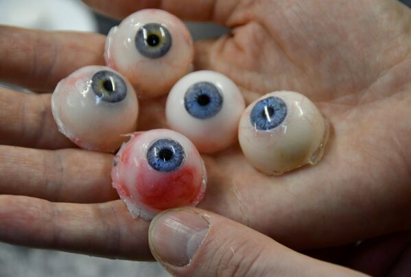 نموذج لرجل آلي في فرع شركة بروموبود لتصنيع الروبوتات في أقصى شرق مدينة فلاديفوستوك، روسيا، 15 مارس 2021 - سبوتنيك عربي