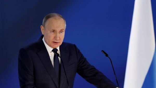 الرئيس الروسي فلاديمير بوتين خلال رسالته السنوية للبرلمان الروسي في موسكو، روسيا 21 أبريل 2021 - سبوتنيك عربي