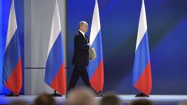 الرئيس الروسي فلاديمير بوتين خلال رسالته السنوية للبرلمان الروسي في موسكو، روسيا 21 أبريل 2021 - سبوتنيك عربي