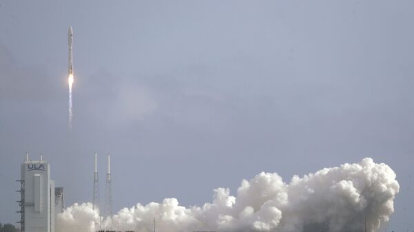 إطلاق قمر صناعي باستخدام صاروخ أطلس V - سبوتنيك عربي