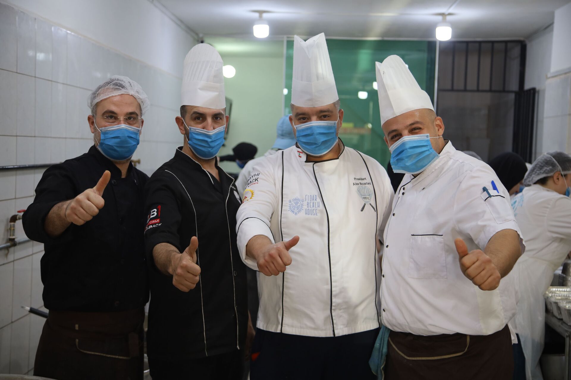 لبنان... تحويل مغسل سيارات إلى مطبخ خيري..فيديو - سبوتنيك عربي, 1920, 24.04.2021