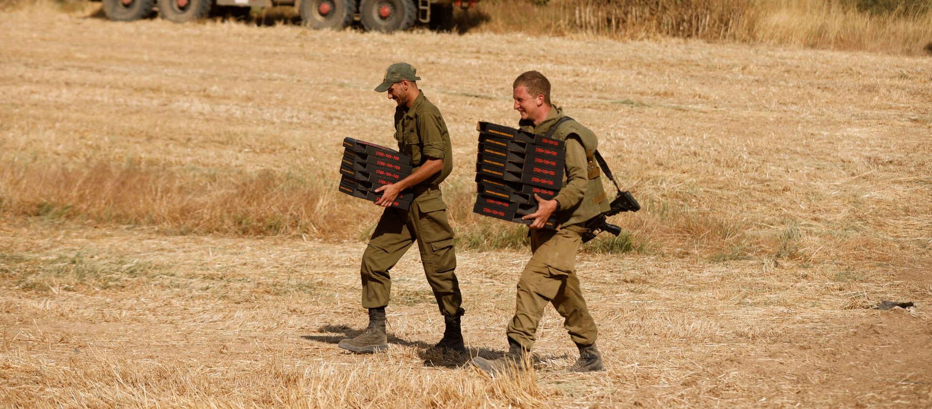 قوات الجيش الإسرائيلي ينتشر على الحدود مع قطاع غزة، فلسطين، إسرائيل 12 مايو 2021 - سبوتنيك عربي, 1920, 12.05.2021