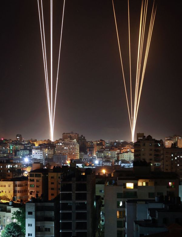 إطلاق المقاومة الفلسطينية الصواريخ من قطاع غزة باتجاه أراضي غلاف غزة، فلسطين  11 مايو2021 - سبوتنيك عربي