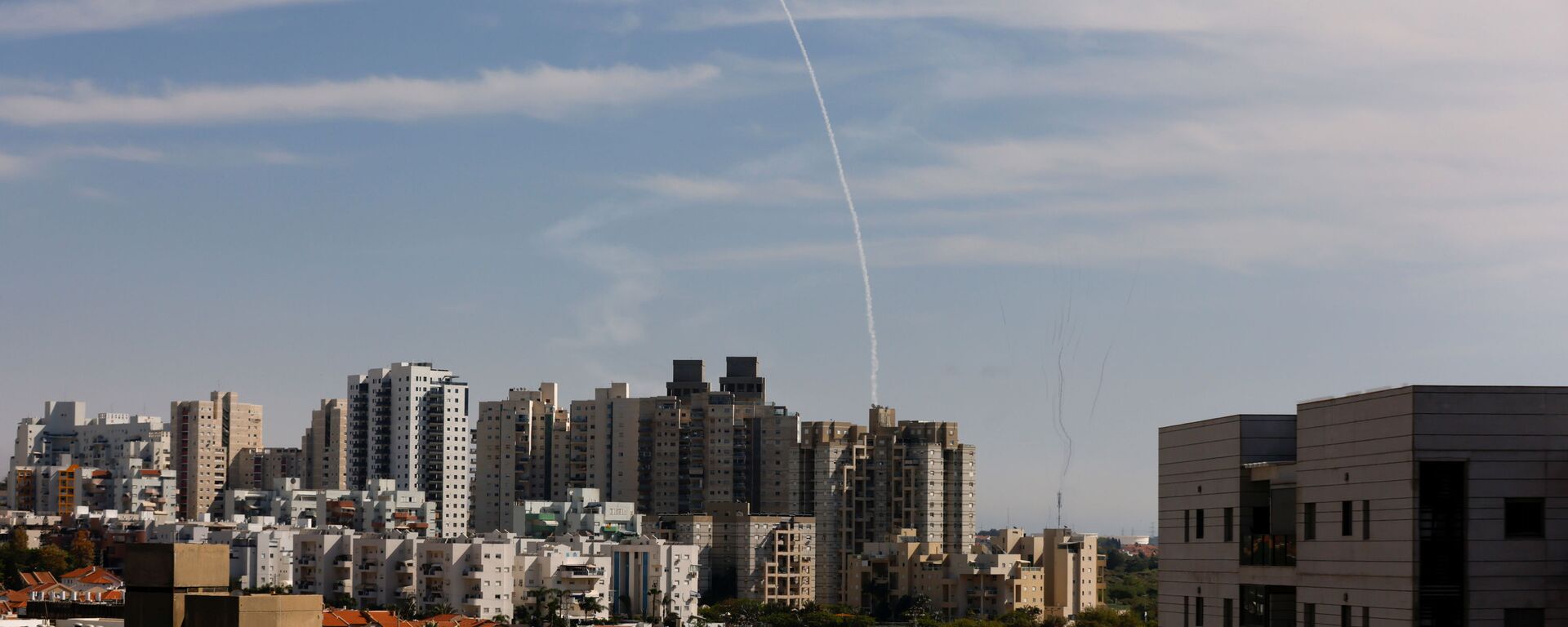  القبة الحديدية تتصدى صواريخ المقاومة الفلسطينية من قطاع غزة باتجاه أراضي غلاف غزة، عسقلان، فلسطين 16 مايو 2021 - سبوتنيك عربي, 1920, 23.05.2021