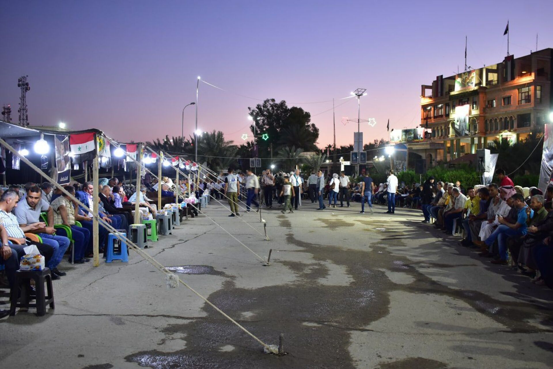 قبائل دير الزور تعلن استمرار المقاومة ضد الجيش الأمريكي وتسمي مرشحها لرئاسة سوريا - سبوتنيك عربي, 1920, 20.05.2021