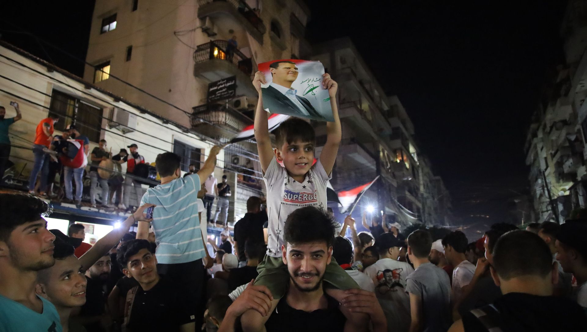 احتفالات في شوارع طرابلس بفوز بشار الأسد بالرئاسة السورية، لبنان 27 مايو 2021 احتفالات في شوارع طرابلس بفوز بشار الأسد بالرئاسة السورية، لبنان 27 مايو 2021 - سبوتنيك عربي, 1920, 28.05.2021