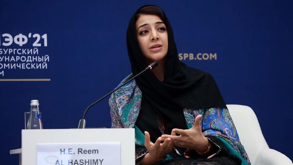 وزيرة الدولة الإماراتية لشؤون التعاون الدولي، ريم الهاشمي، منتدى سان بطرسبورغ الاقتصادي الدولي، 4 يونيو/ حزيران 2021 - سبوتنيك عربي