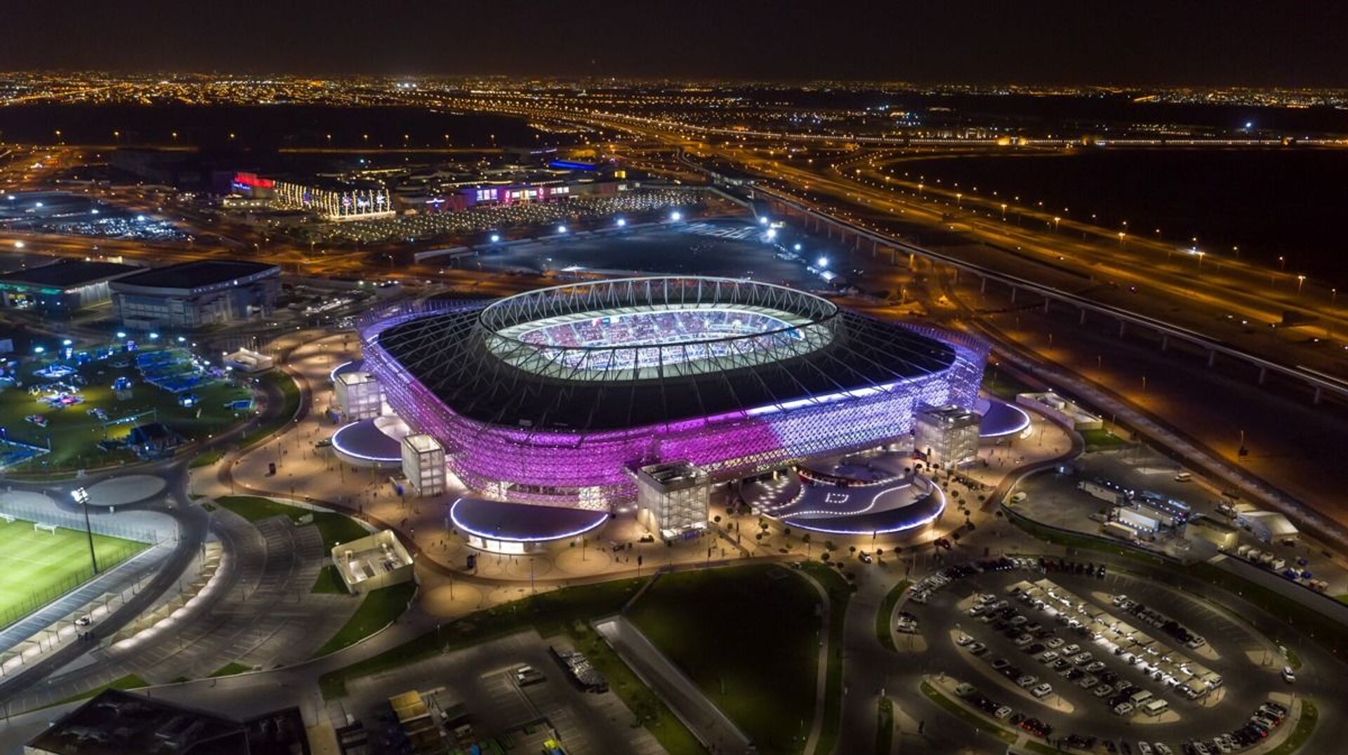 مسؤول في اللجنة المنظمة لمونديال قطر 2022  يتحدث لـسبوتنيك عن بطولة استثنائية - سبوتنيك عربي, 1920, 08.06.2021