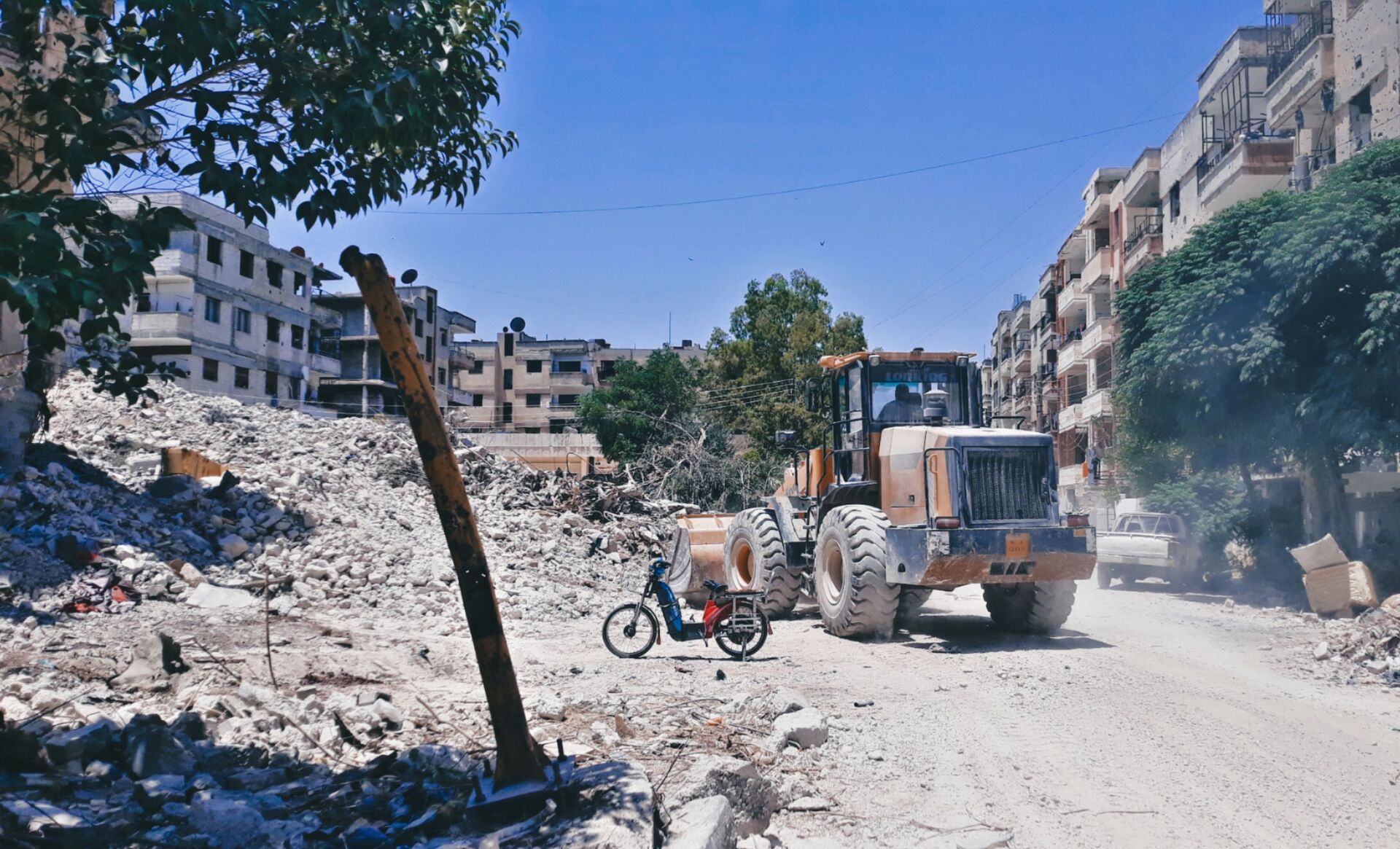 تسريعا لعودة المهجرين... بدء حملة لإزالة الأبنية الآيلة للسقوط في حمص القديمة   - سبوتنيك عربي, 1920, 17.06.2021