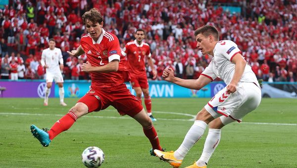  مباراة روسيا والدنمارك في يورو 2020 - سبوتنيك عربي