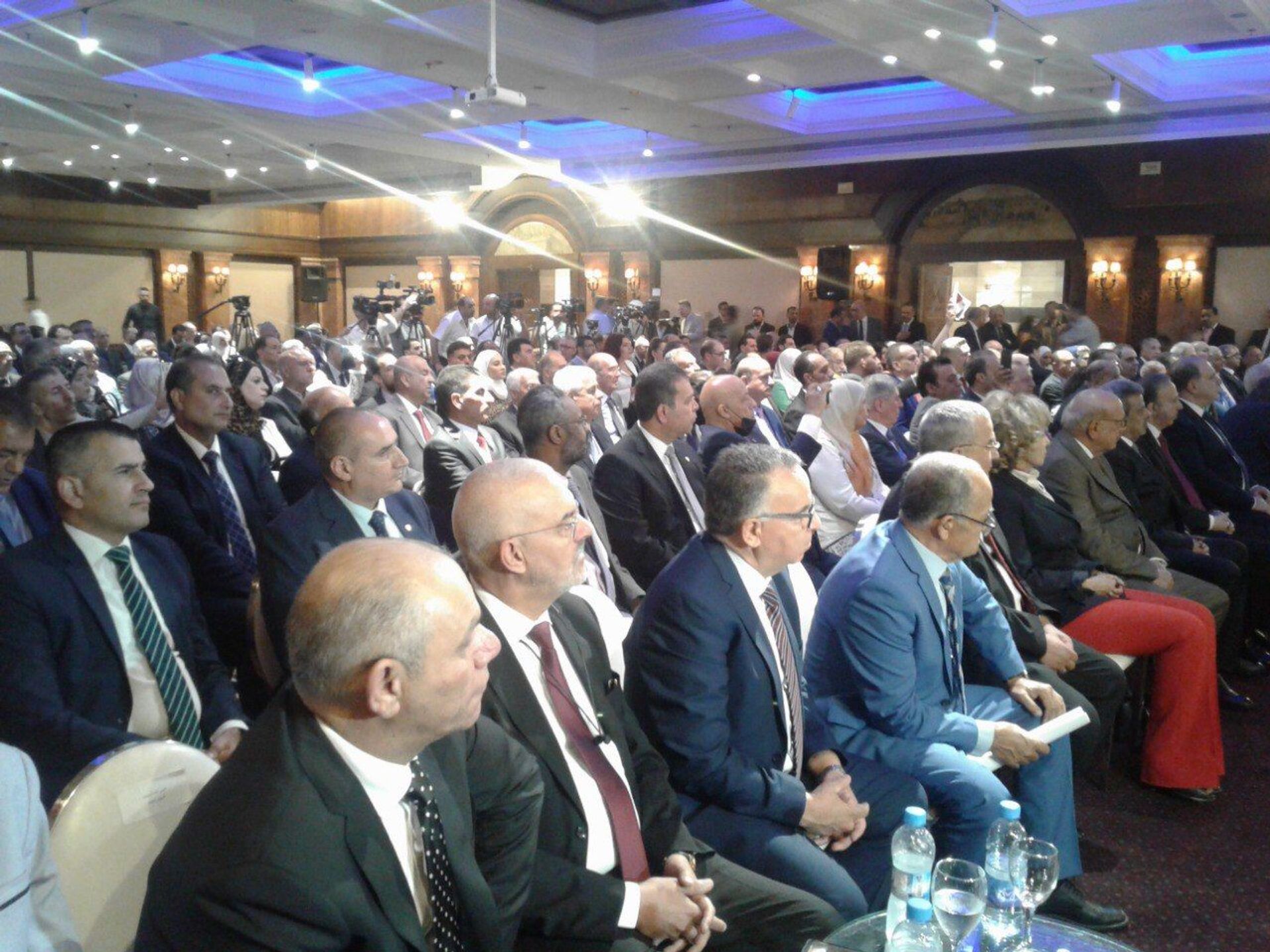 يطالبون بعودتها إلى الجامعة... المحامون العرب: العقوبات على سوريا ممارسة نازية فاشستية - سبوتنيك عربي, 1920, 25.06.2021