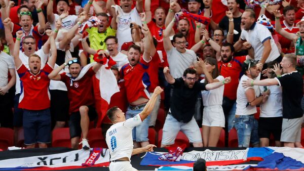 مباراة دور الـ 16 من بطولة يورو 2020 - اللاعب التشيكي توماش هوليش يعبر عن فرحته بتسجيل هدفه الأول في مباراة مميزة بين منتخبي جمهورية التشيك وهولندا، التي انتهت بفوز المنتخب التشيكي في ملعب بوشكاش أرينا في بودابست، المجر 27 يونيو 2021 - سبوتنيك عربي