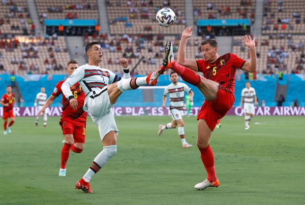 مباراة دور الـ 16 من بطولة يورو 2020 - كابتن المنتخب البرتغالي كريستيانو رونالدو خلال مباراة منتخبه ضد المنتخب البلجيكي في ملعب لا كارتوخا في إشبيلية، إسبانيا 27 يونيو 2021 - سبوتنيك عربي
