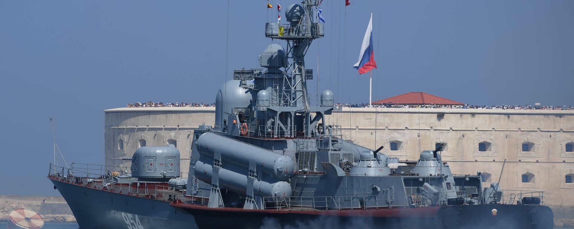 القارب الصاروخي إيفانوفيتس التابع لأسطول البحر الأسود التابع للبحرية الروسية - سبوتنيك عربي, 1920, 09.11.2021