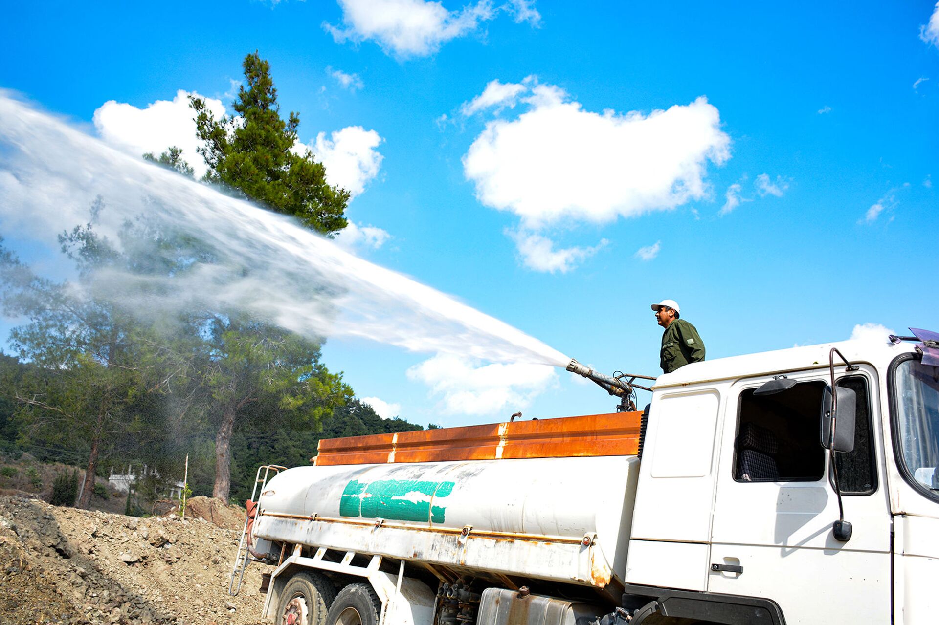 حصن مائي لتحييد الغابات السورية عن سيناريو الحرائق - سبوتنيك عربي, 1920, 06.07.2021