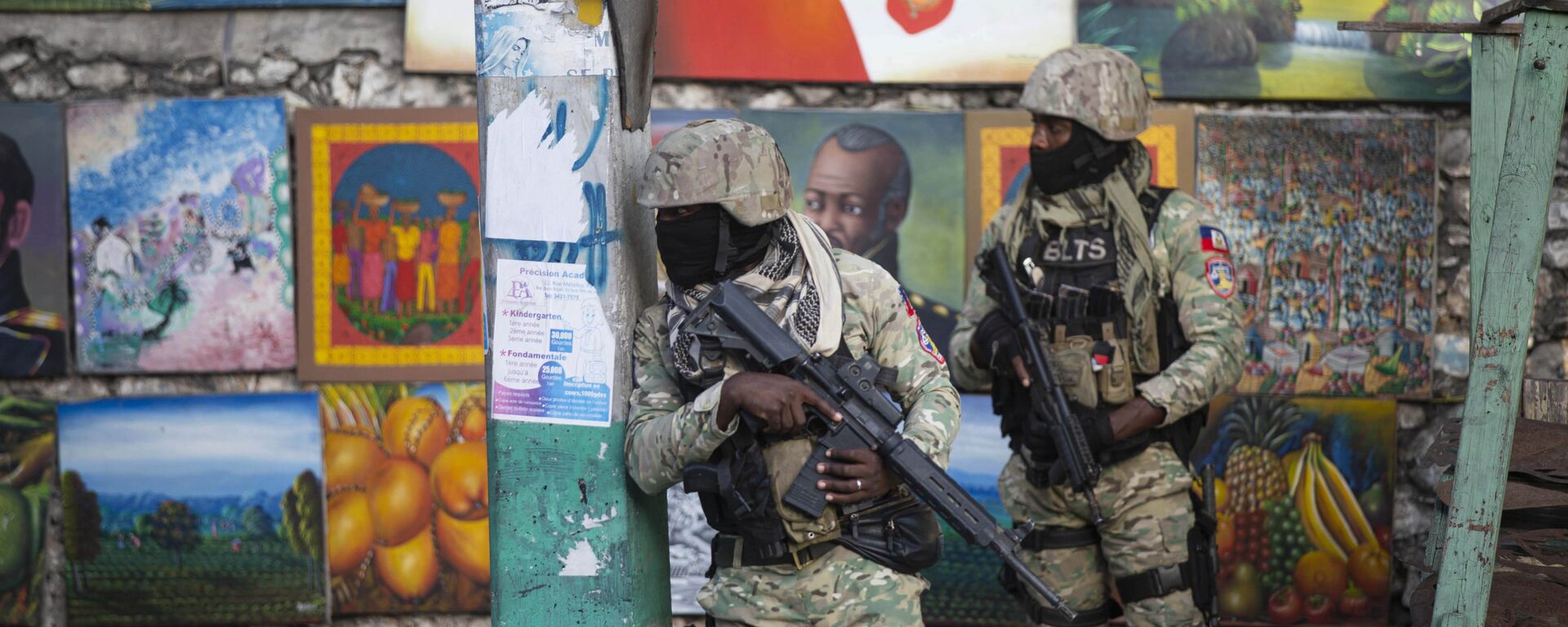 الجنود يراقبون الوضع في شوارع مدينة هايتي بعد اغتيال الرئيس جوفينيل مويس، بورت أو برنس، 7 يوليو 2021 - سبوتنيك عربي, 1920, 10.07.2021