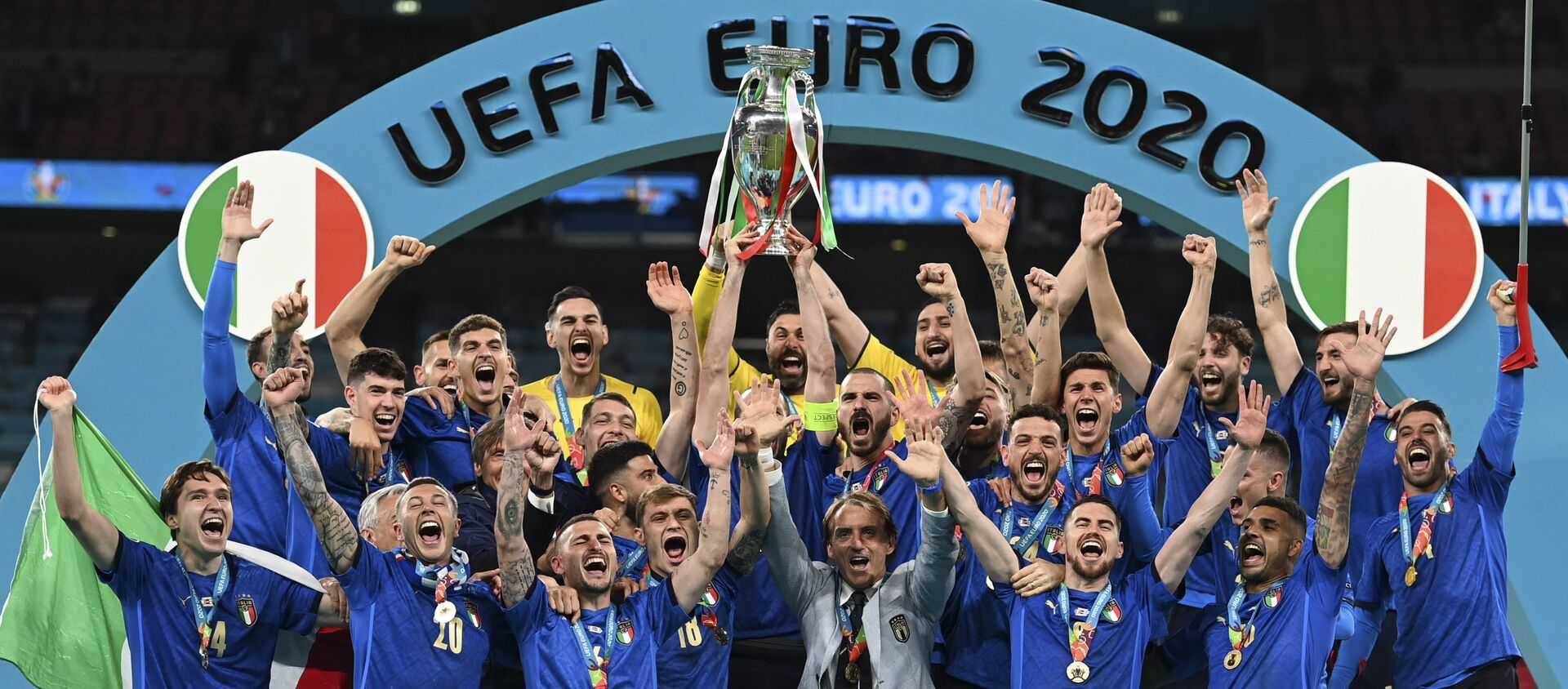 المنتخب الإيطالي يفوز بكأس بطولة أمم أوروبا يورو 2020 في ملعب ويمبلي، لندن، إنجلترا 11 يوليو 2021 - سبوتنيك عربي, 1920, 12.07.2021
