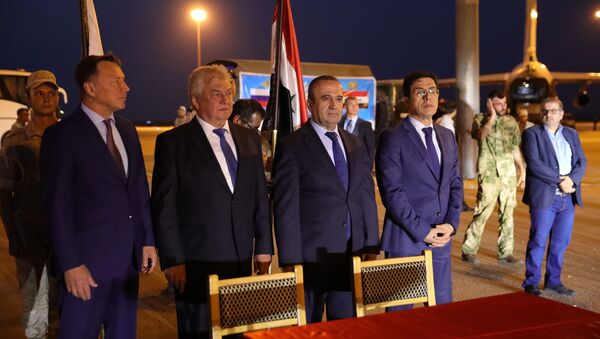 وفد كبير برئاسة لافرينتييف، وبرفقته 160 طناً من المساعدات الطبية الروسية لسوريا. - سبوتنيك عربي