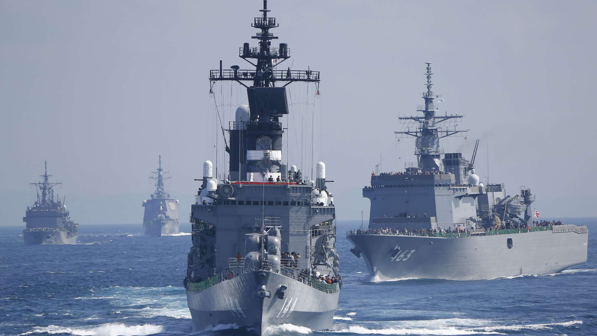 إعلام: اليابان قد تناقش مراجعة "المبادئ غير النووية"