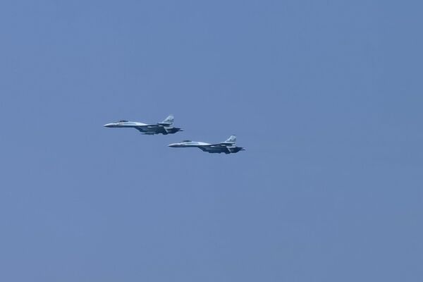 القوات البحرية الروسية العاملة في سوريا تحتفل بعيد الأسطول البحري - سبوتنيك عربي