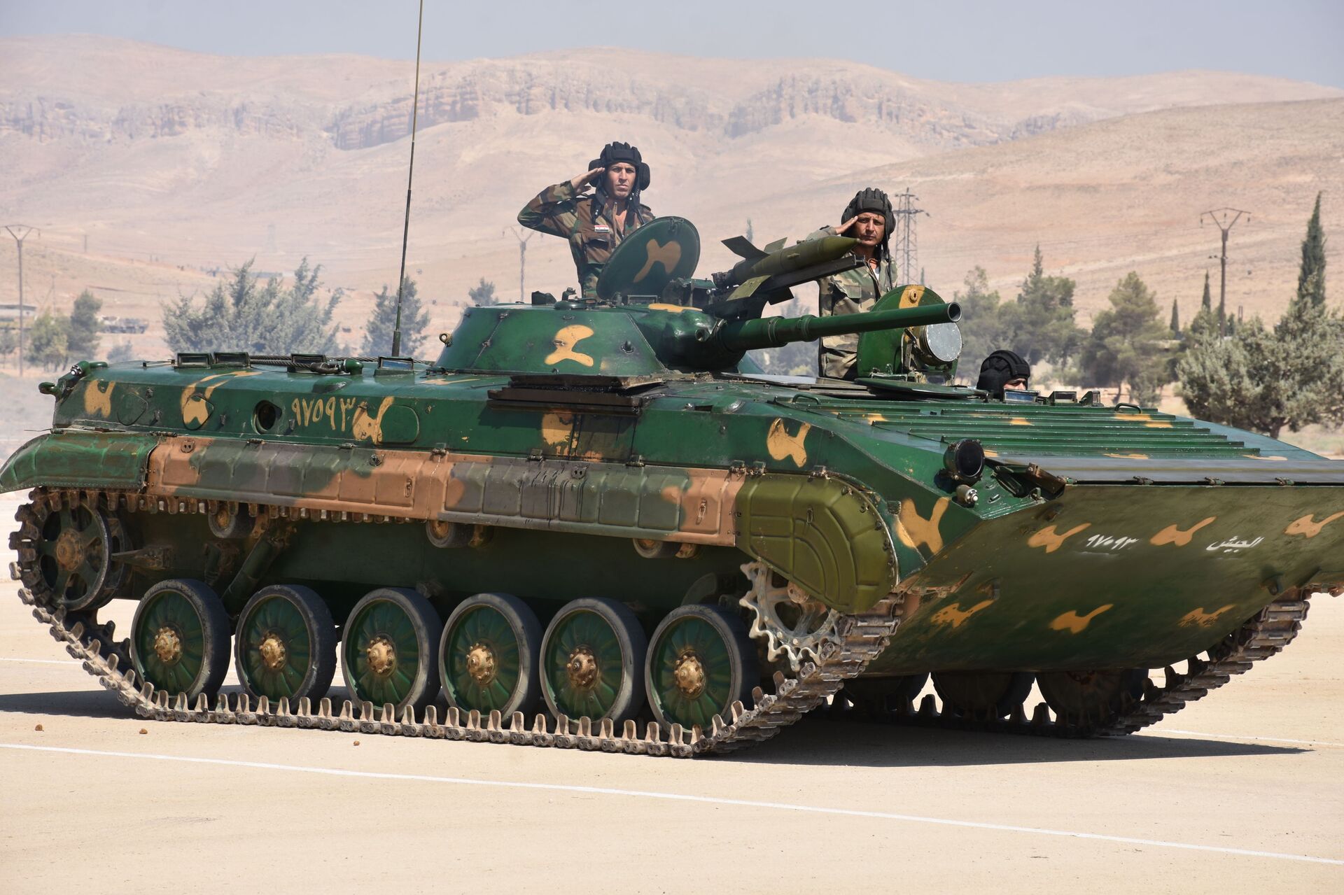 الأسد يهنئ الجيش السوري بالذكرى الـ 76 لتأسيسه  - سبوتنيك عربي, 1920, 02.08.2021