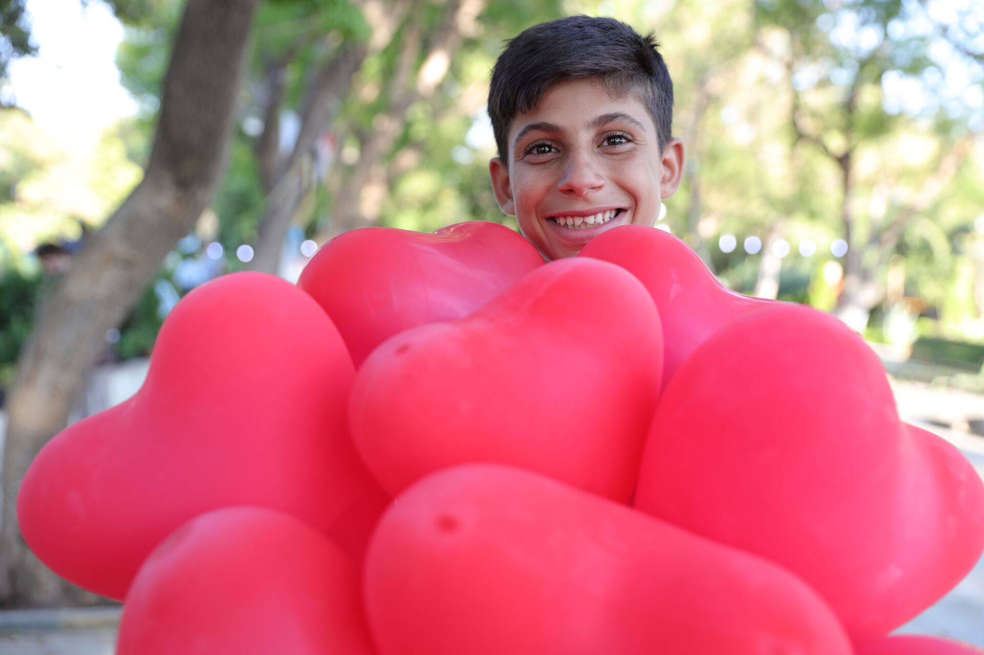 الزهور السورية تنشر عبيرها في السعودية وقطر وتركيا... صور وفيديو - سبوتنيك عربي, 1920, 04.08.2021