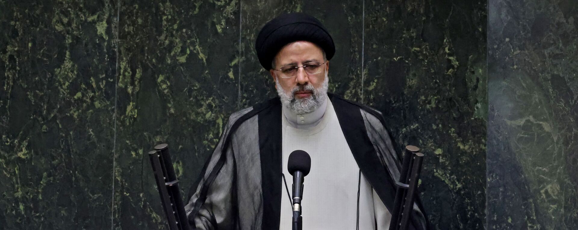 مراسم أداء اليمين الدستورية للرئيس الإيراني الجديد إبراهيم رئيسي، طهران، إيران 5 أغسطس 2021 - سبوتنيك عربي, 1920, 10.08.2021