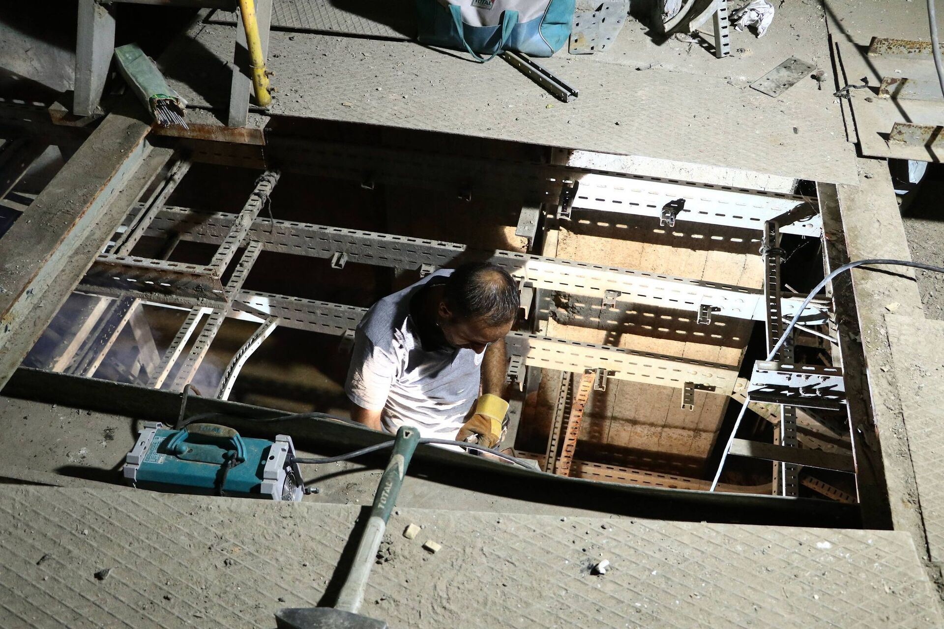 إعادة تأهيل محطة كهرباء سورية ضخمة دمرها داعش والجيش الأمريكي بالتناوب - سبوتنيك عربي, 1920, 12.08.2021