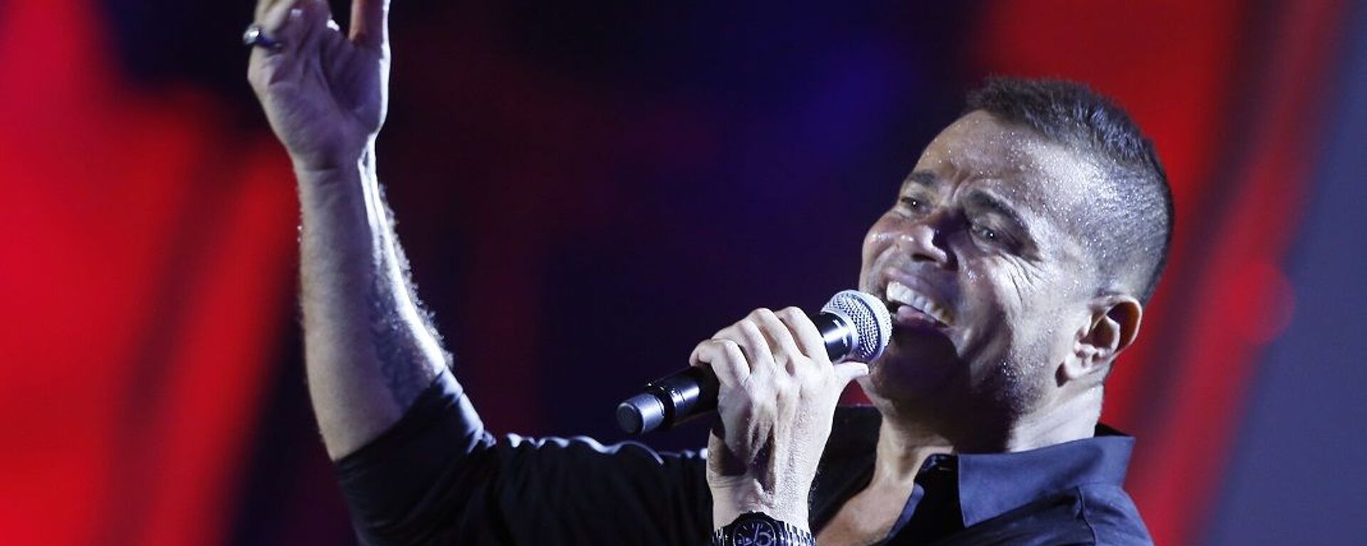 عمرو دياب - سبوتنيك عربي, 1920, 14.10.2021