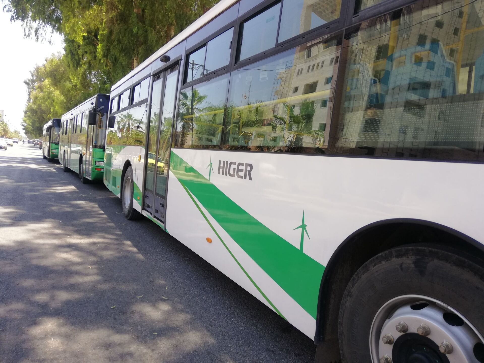 مع وصول باصات خضراء.. مصدر سوري لـ سبوتنيك: اتخذنا استعداداتنا لتنفيذ اتفاق (درعا البلد) - سبوتنيك عربي, 1920, 15.08.2021