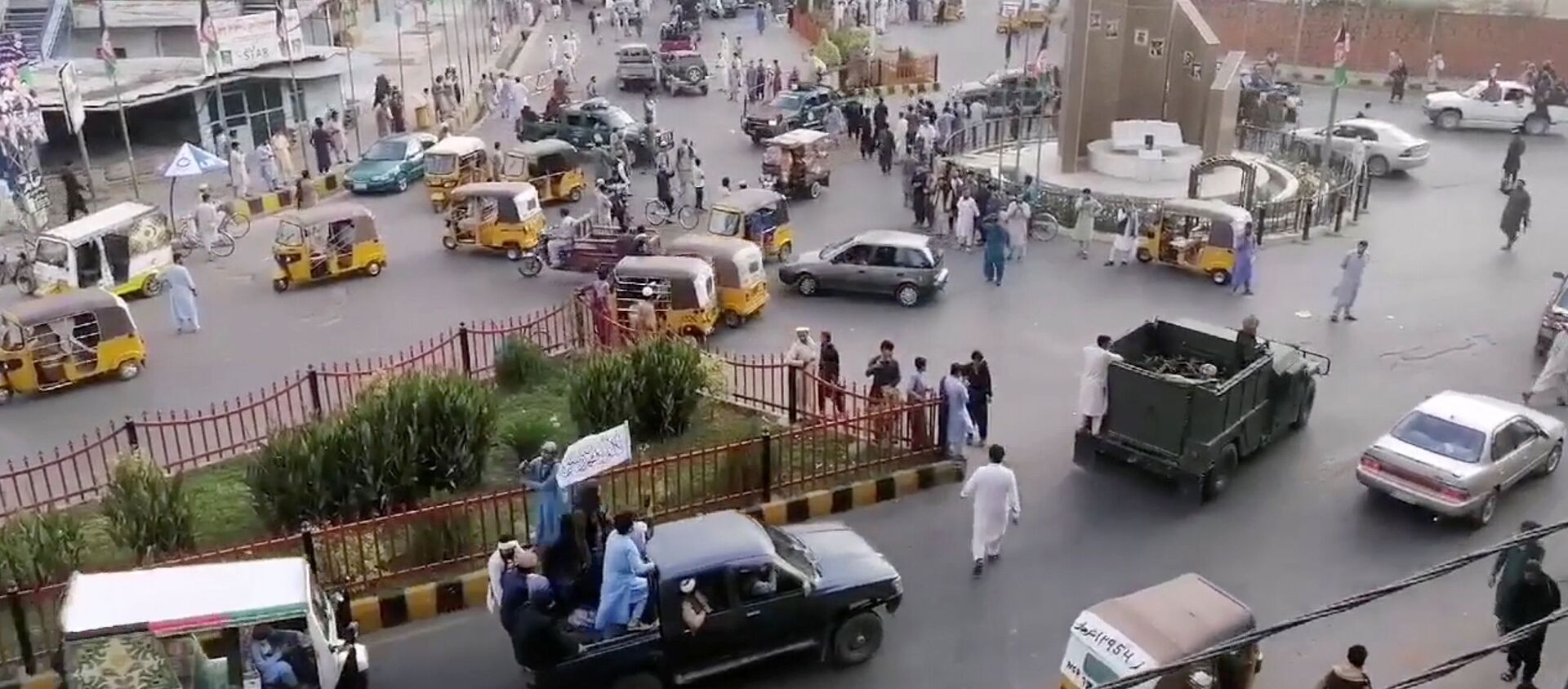 مقاتلي حركة طالبان يدخلون العاصمة الأفغانية كابل - سبوتنيك عربي, 1920, 16.08.2021