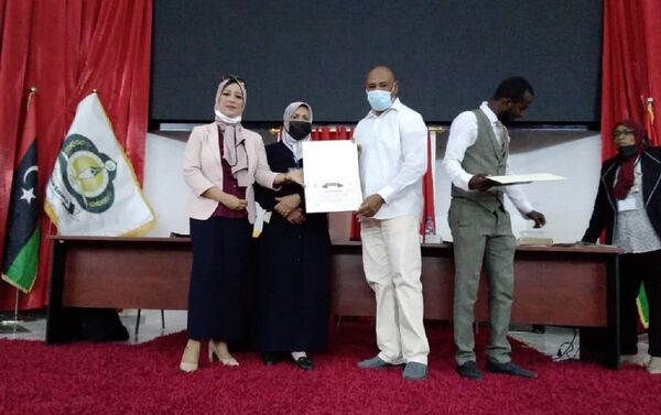 بريكة بالتمر رئيسة مفوضية المجتمع المدني بليبيا - سبوتنيك عربي