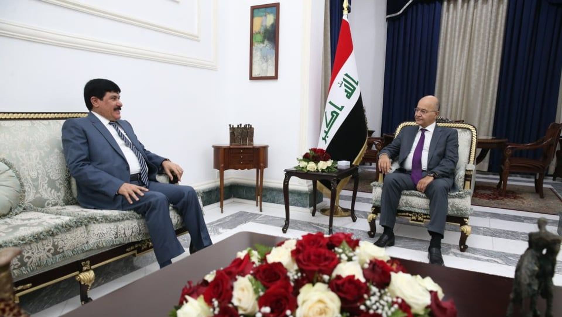 الرئيس العراقي برهم صالح يستقبل السفير السوري لدى بغداد سطام جدعان الدندح الرئيس العراقي برهم صالح يستقبل السفير السوري لدى بغداد سطام جدعان الدندح - سبوتنيك عربي, 1920, 29.08.2021