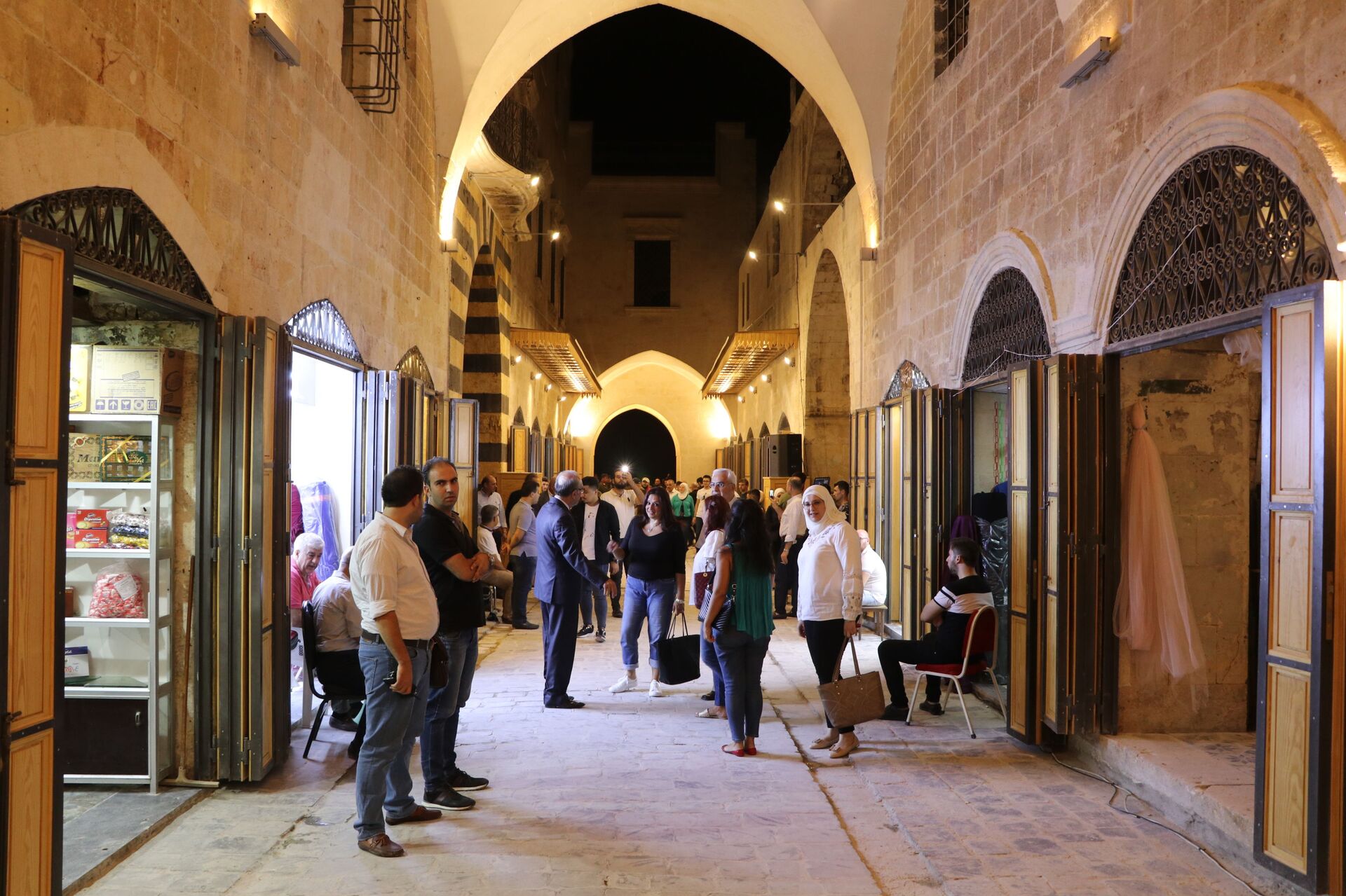 حلب ترتل أغنية الحياة في أشهر خاناتها التاريخية... فيديو - سبوتنيك عربي, 1920, 30.08.2021