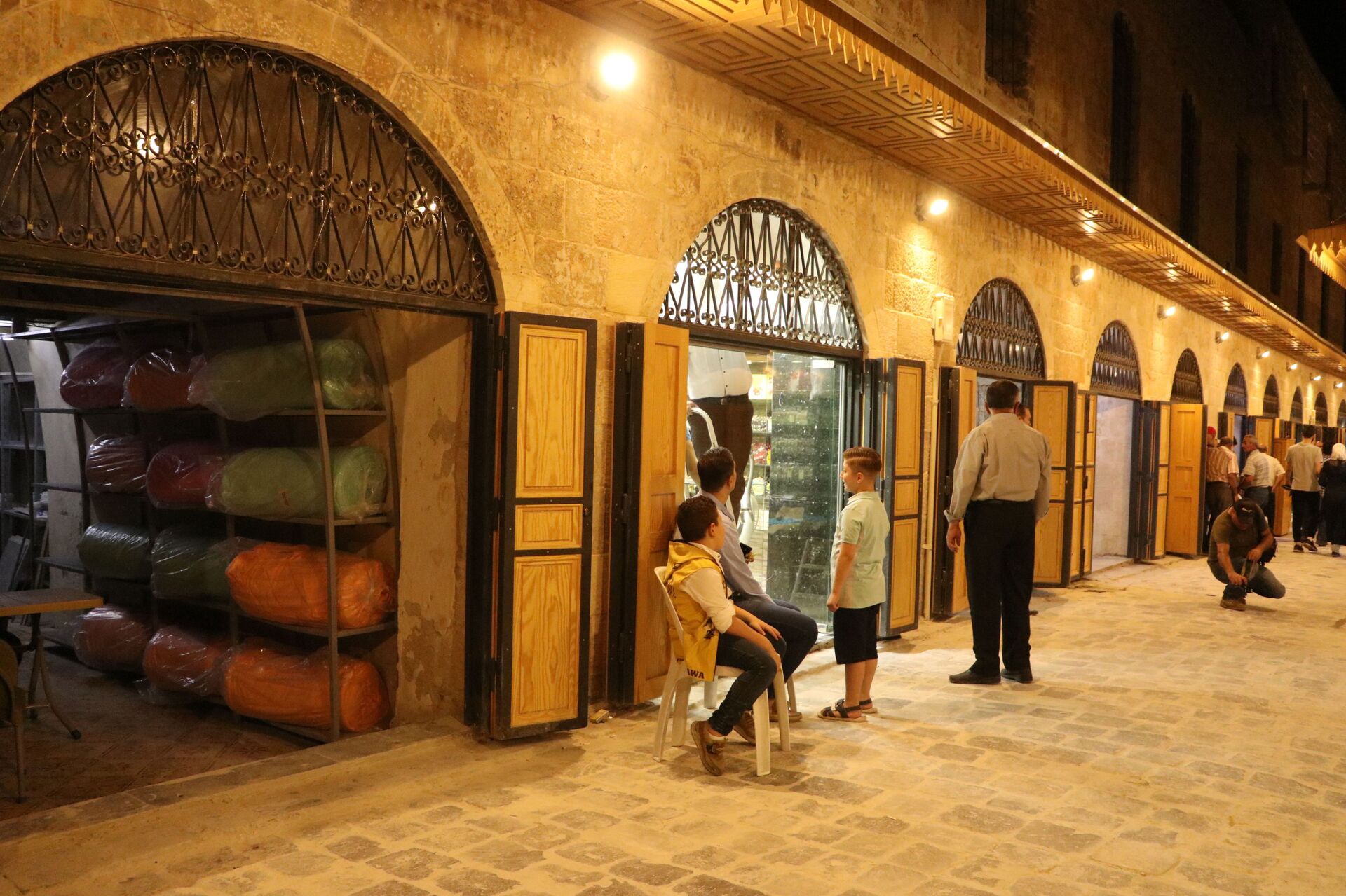 حلب ترتل أغنية الحياة في أشهر خاناتها التاريخية... فيديو - سبوتنيك عربي, 1920, 30.08.2021