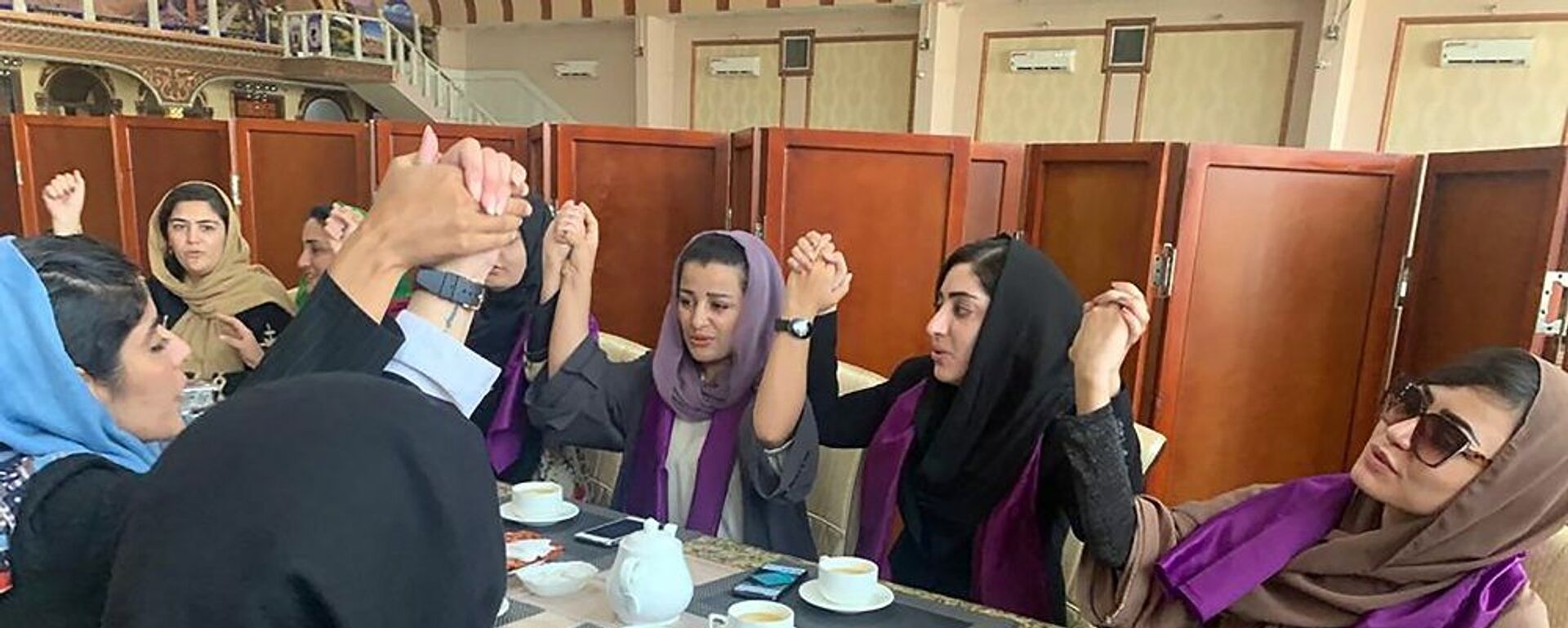 نساء أفغانيات يطالبن بحقوقهن في ظل حكم حركة طالبان بعد السيطرة على كابول، أفغانستان، 4 سبتمبر/ أيلول 2021 - سبوتنيك عربي, 1920, 28.09.2021