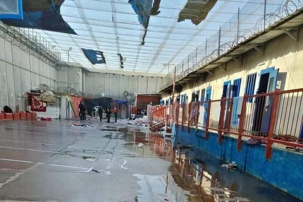 إجراءات التفتيش والنقل داخل السجون الإسرائيلية أمس - سبوتنيك عربي