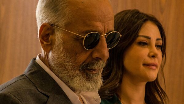 فريق تصوير مسلسل فيك أب السوري من بطولة أيمن زيدان وإخراج أحمد إبراهيم أحمد - سبوتنيك عربي