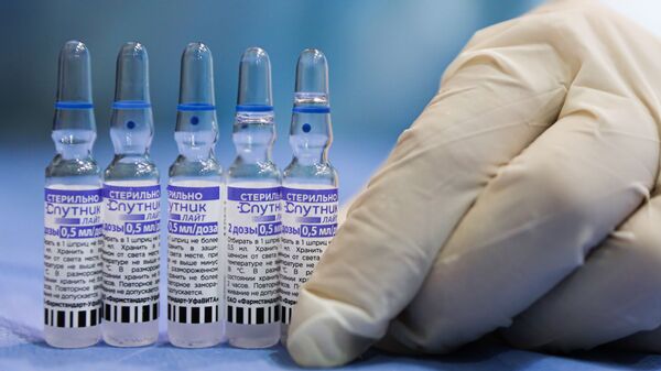 رغم توفره ومجانيته... لماذا يتهيب السوريون تلقي لقاح كورونا؟ - سبوتنيك عربي