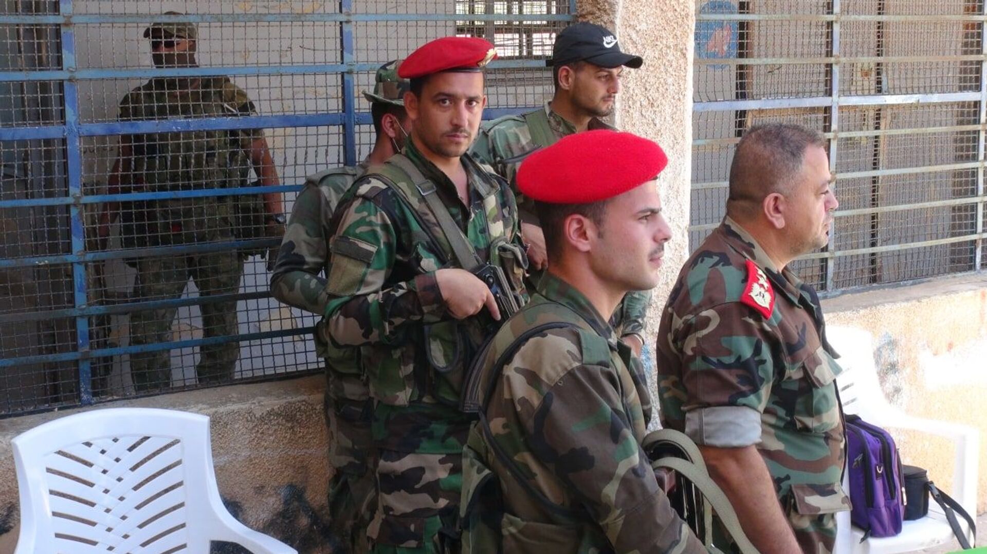 الجيش السوري يواصل انتشاره غرب درعا ويستعد لدخول (مزيريب وتلشهاب) - سبوتنيك عربي, 1920, 23.11.2021