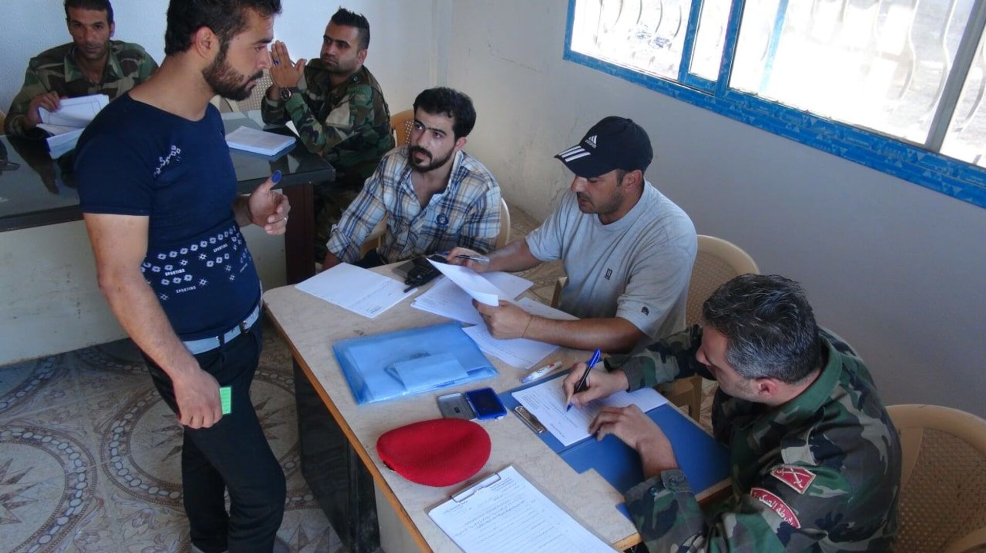 الجيش السوري يدخل المزيريب، الحدود الأردنية السورية، سوريا 15 سبتمبر 2021 - سبوتنيك عربي, 1920, 23.11.2021