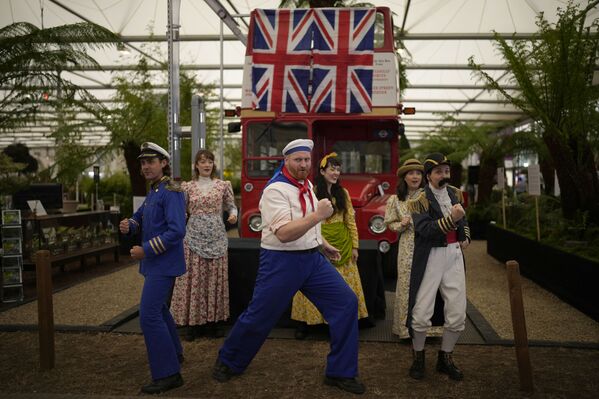 التحضيرات لافتتاح معرض تشيلسي الكبير للزهور في لندن، إنجلترا 20 سبتمبر 2021 - سبوتنيك عربي