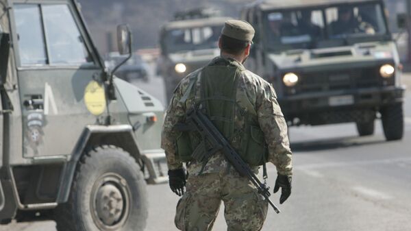 جنود قوات حفظ السلام في بريشتينا عاصمة كوسوفو - سبوتنيك عربي