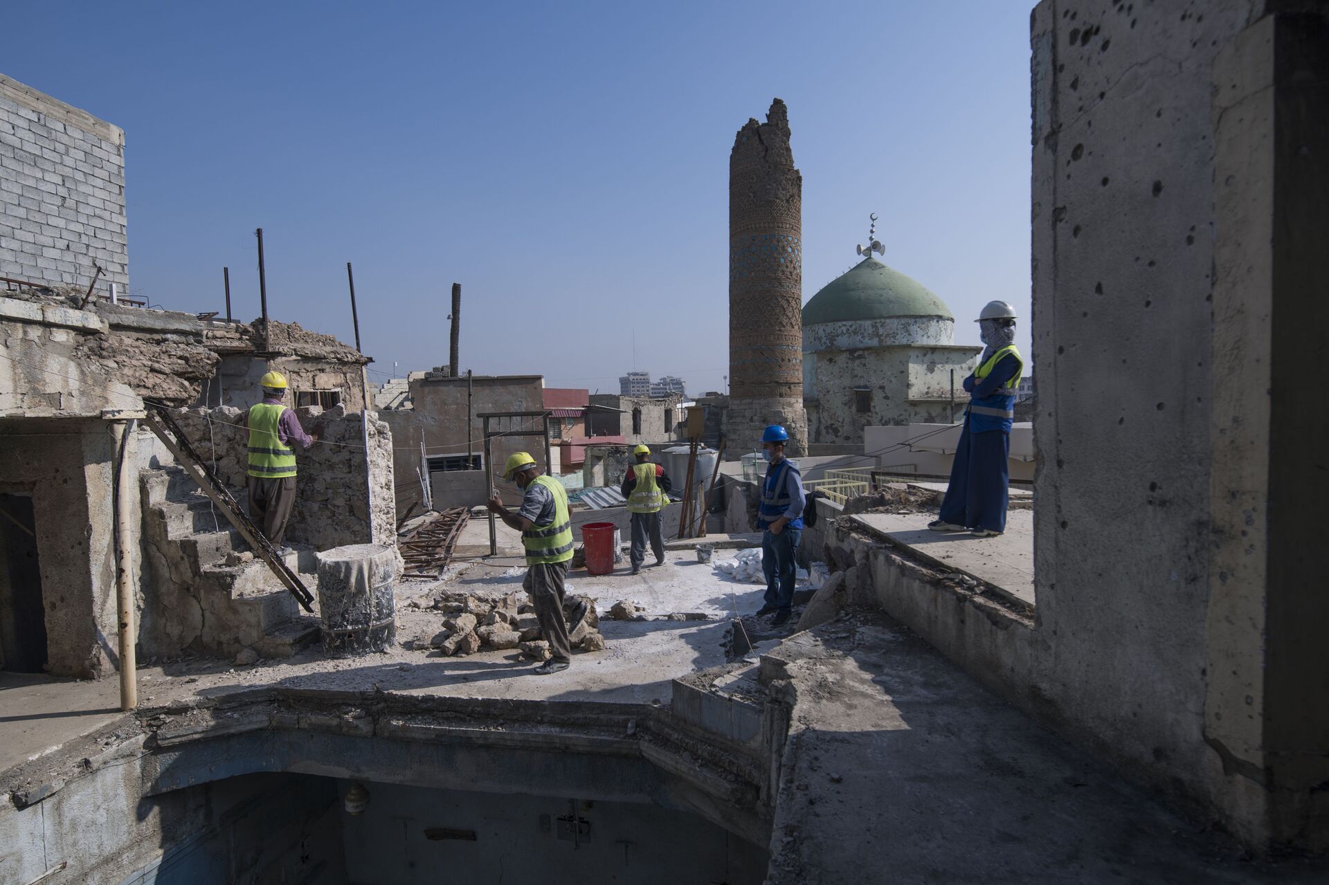  ترميم المنازل من دمار الحرب التي تسببها داعش في الموصل العراق - سبوتنيك عربي, 1920, 23.11.2021